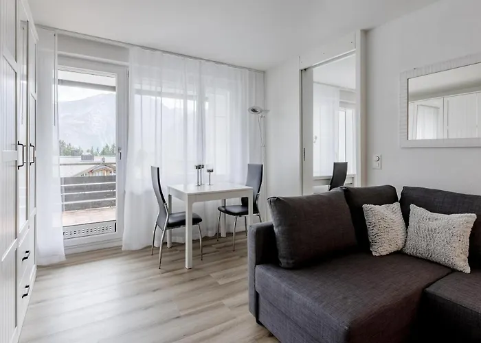 Apartment Alexandra 513 *